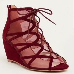 Torrid Burgundy Wine Faux Suede & Mesh Wedge Heel Peep Toe Shoe 10W
